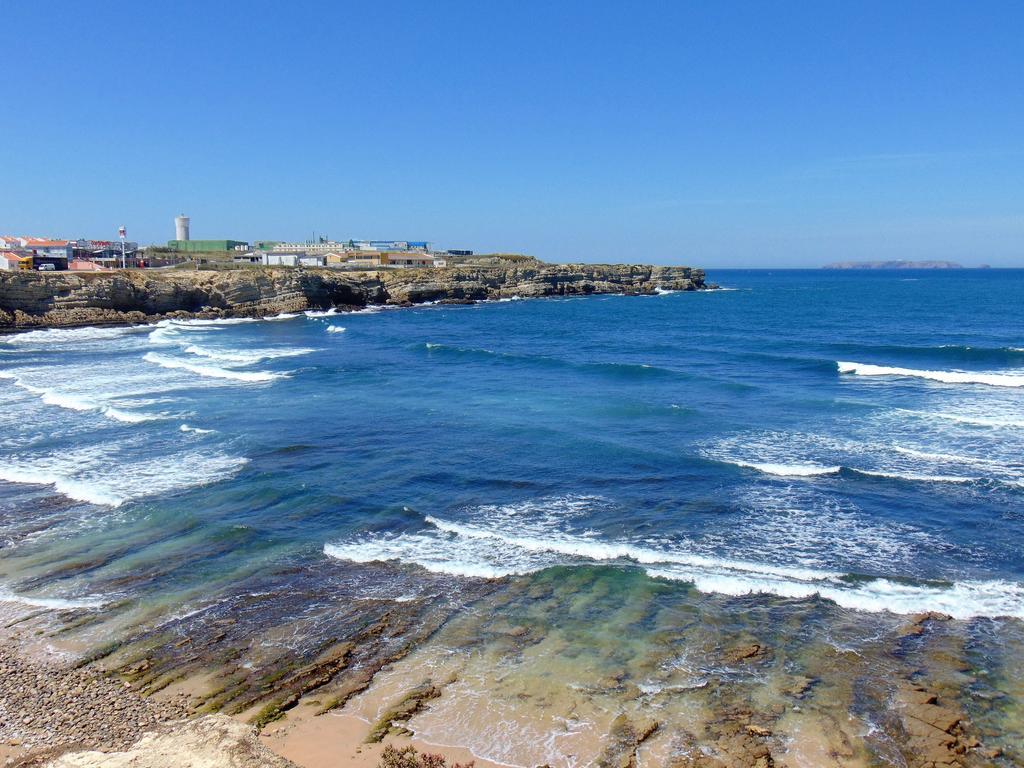Surf Peniche - Ocean View Apartamento Exterior foto